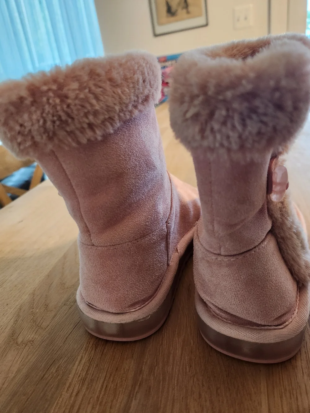 Girls Sugar Plush Pink Faux-Suede Shearling Winter Boots Sz 13 GUC